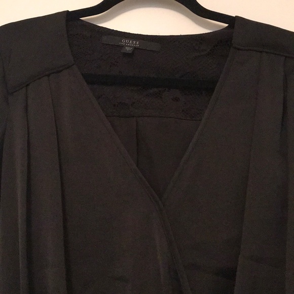 Guess Romper size small - Picture 2 of 8